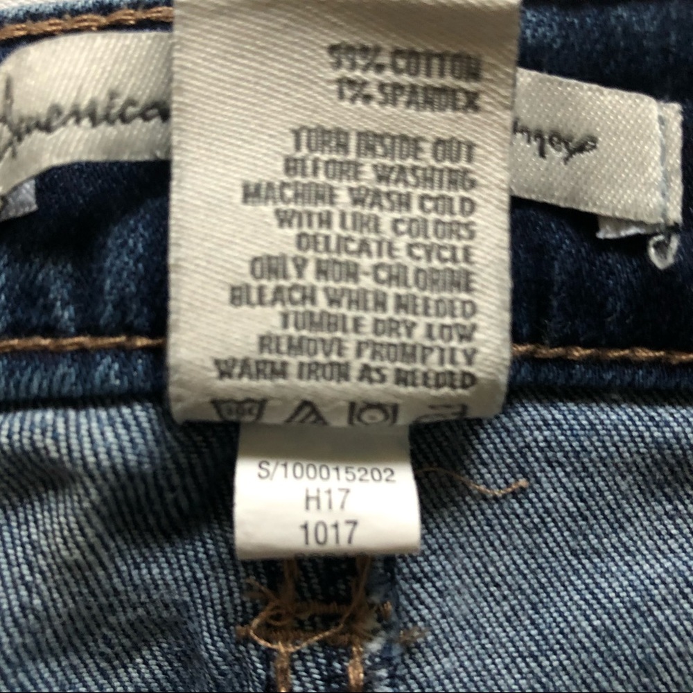 American Rag distressed jeans - Picture 7 of 7